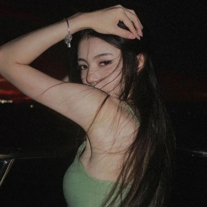 垃圾箱里的婴儿